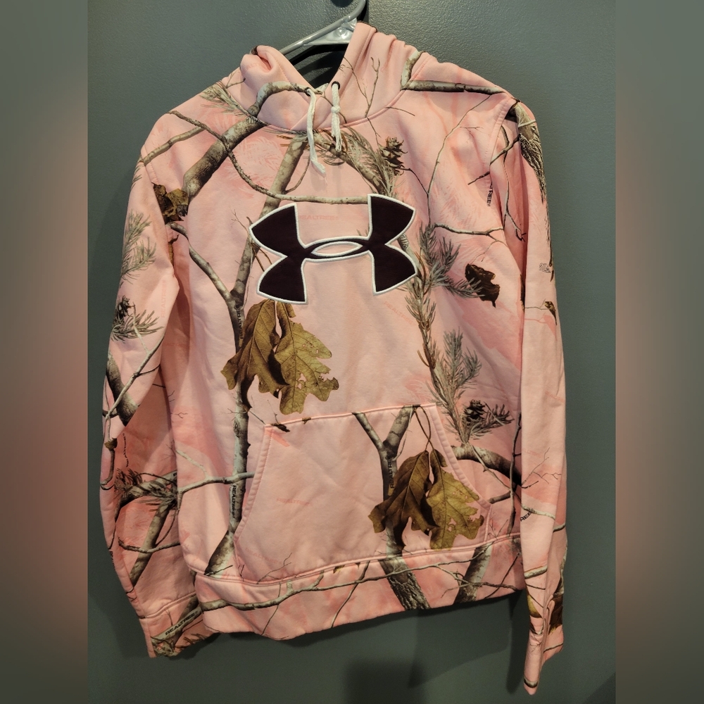 Pink camo under Armour hoodie